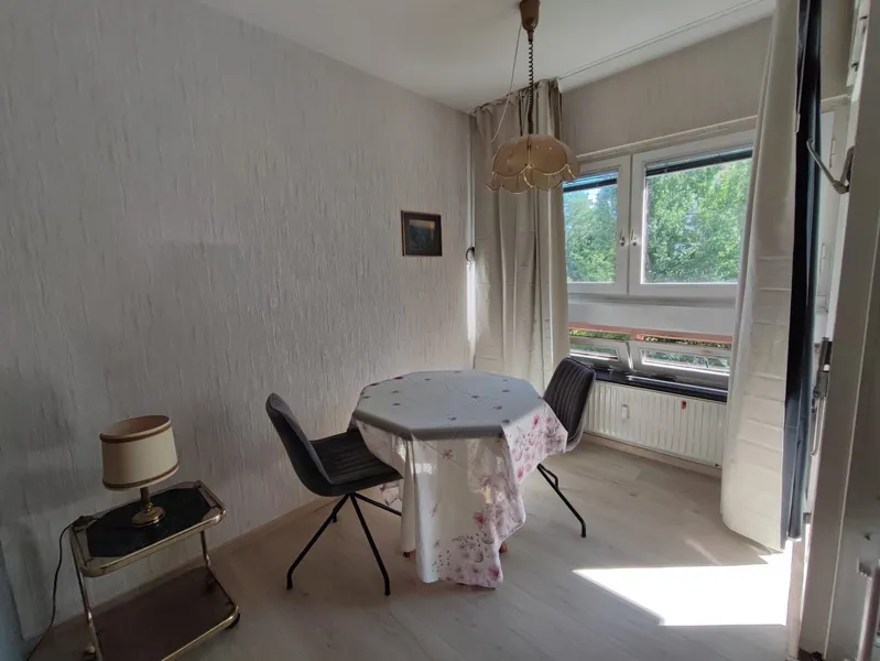 Möblierte 1-Zimmer-Wohnung mit Südbalkon am Kurfürstendamm — photo 1